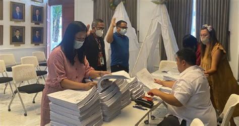 lalapeso|SEC files criminal complaints vs. more online lenders .